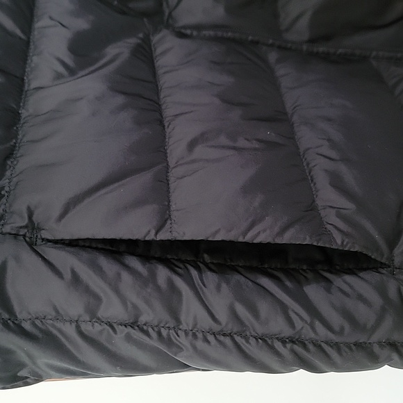 Uniqlo Vest Like New Small - Picture 6 of 8